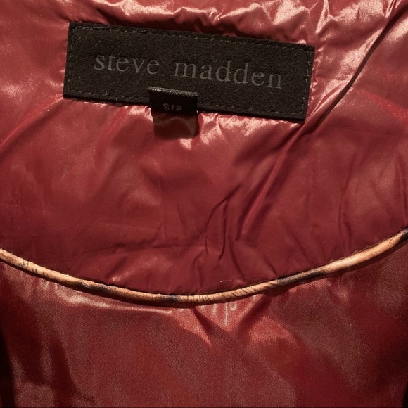 Steve Madden Coat NWT Sz Small Wine Merlot Zipper - Picture 3 of 7
